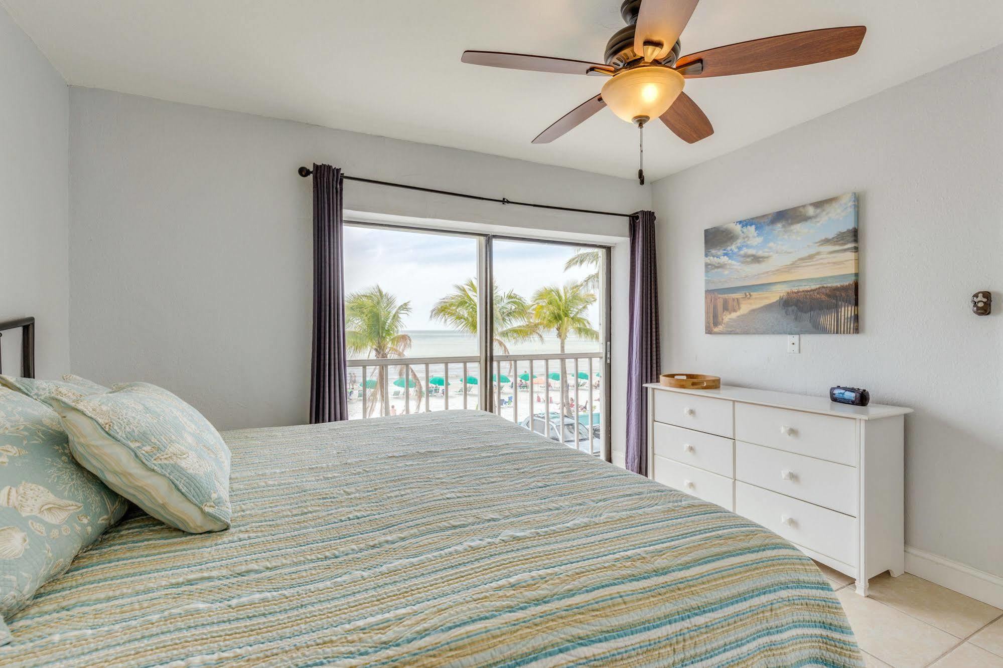 Pierview Hotel And Suites Fort Myers Beach Bagian luar foto