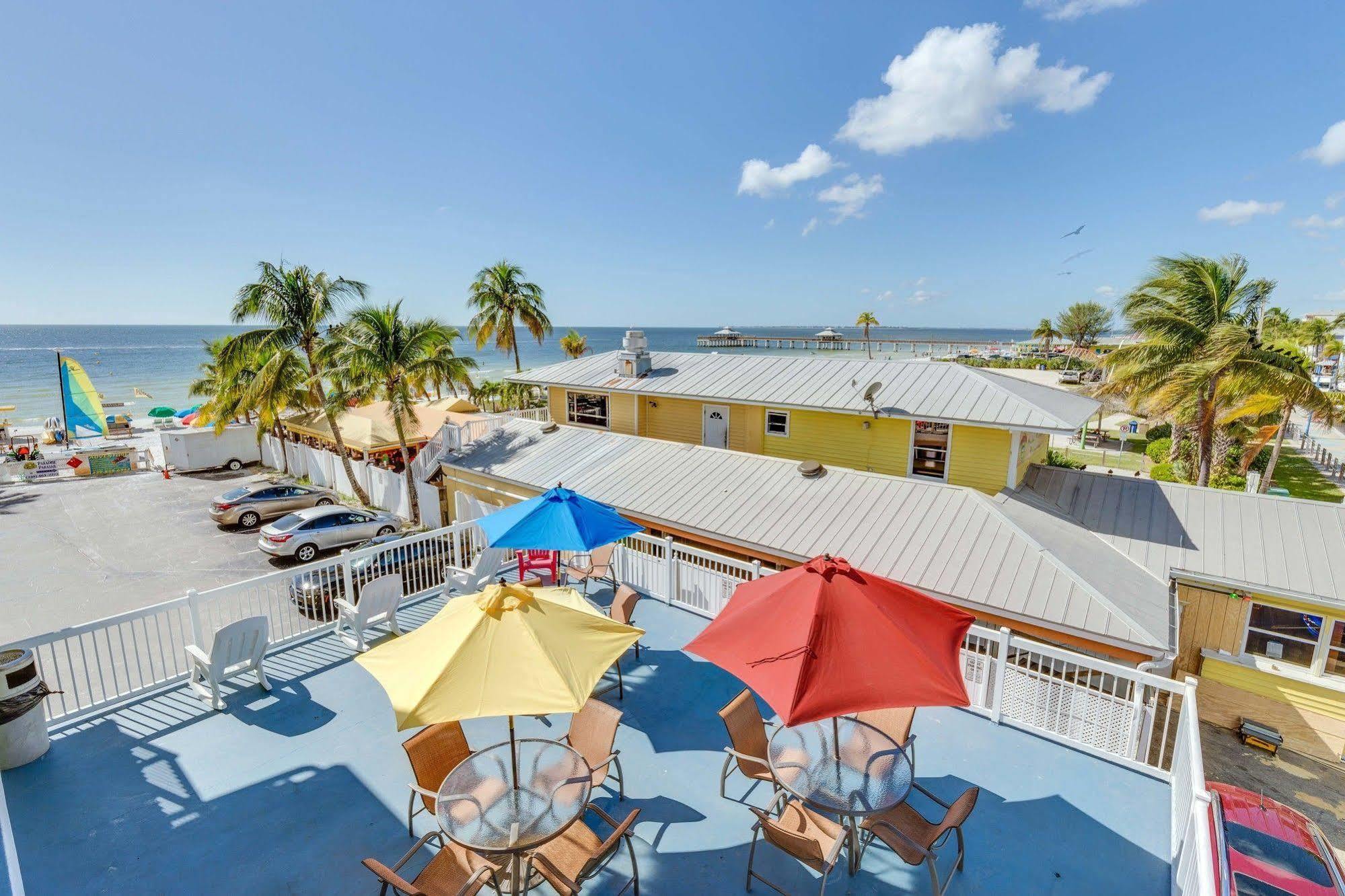 Pierview Hotel And Suites Fort Myers Beach Bagian luar foto